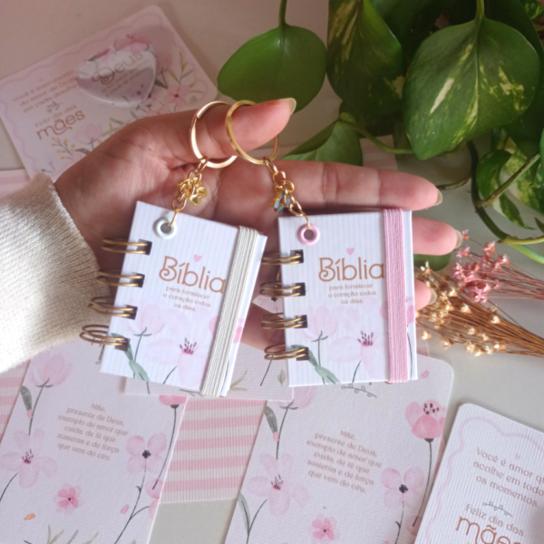 Chaveirinho Mini Bíblia Dia das Mães
